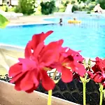 Chateau 2 - Menada *