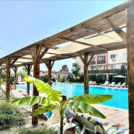 Апартаменты Chateau 2 - Menada *