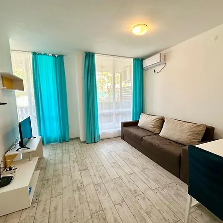 Апартаменты Chateau 2 - Menada